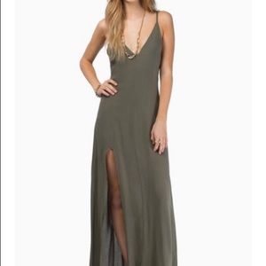 NWT dark olive Tobi maxi